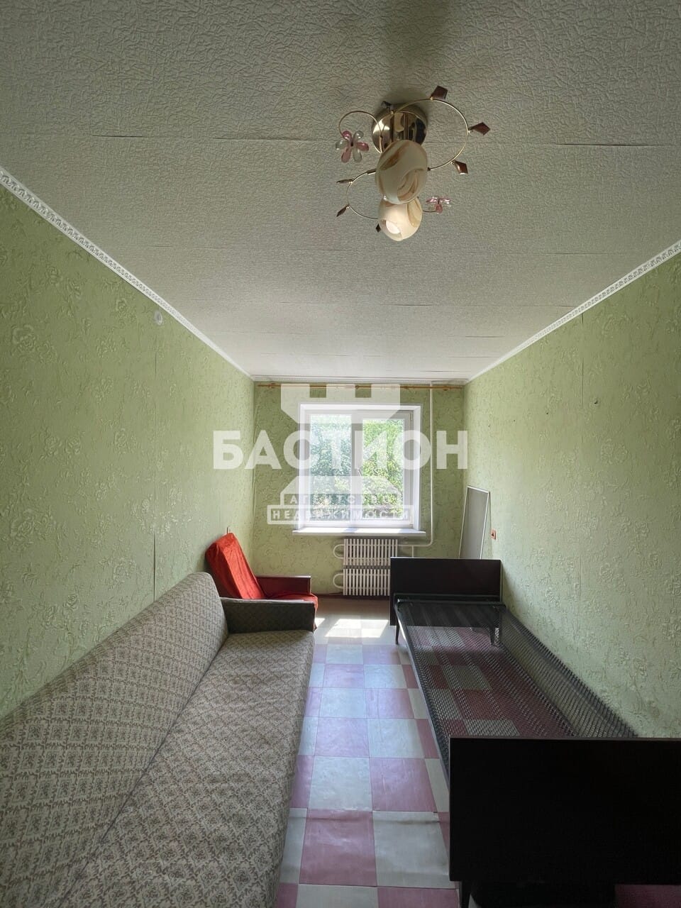 Продаётся трёхкомнатная квартира, 70 м²