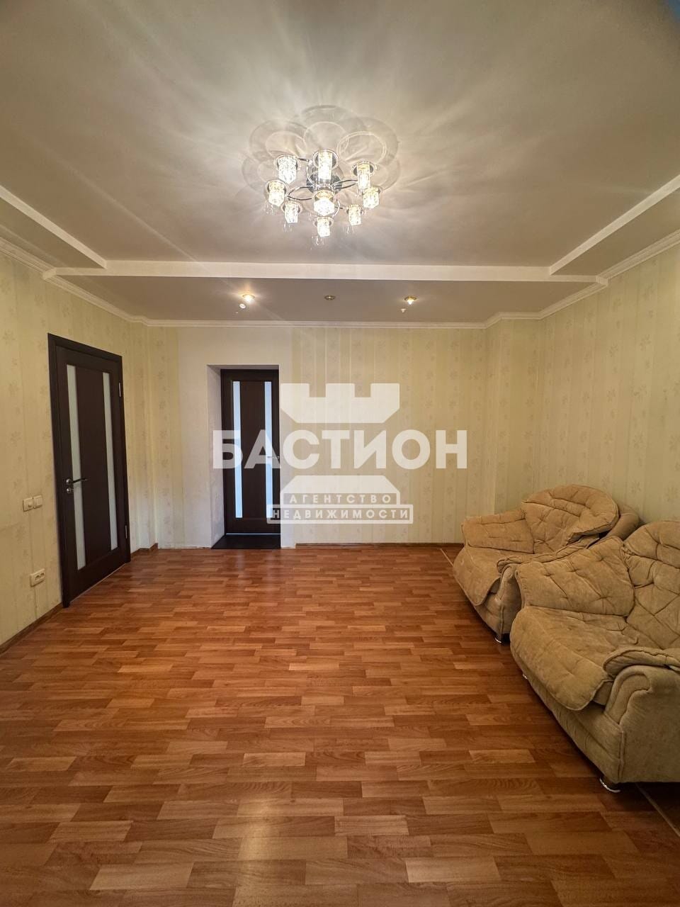 Продаётся трёхкомнатная квартира, 72 м²
