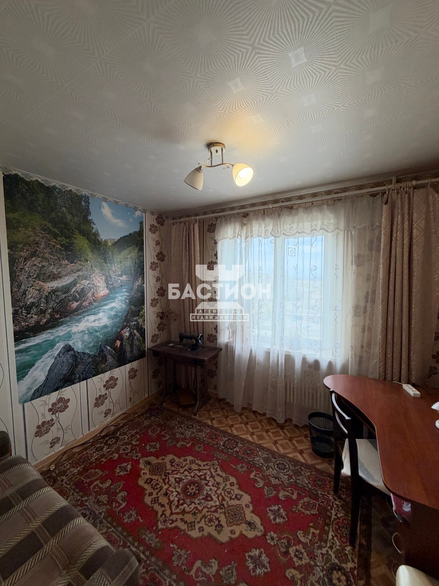 Продаётся трёхкомнатная квартира, 62 м²