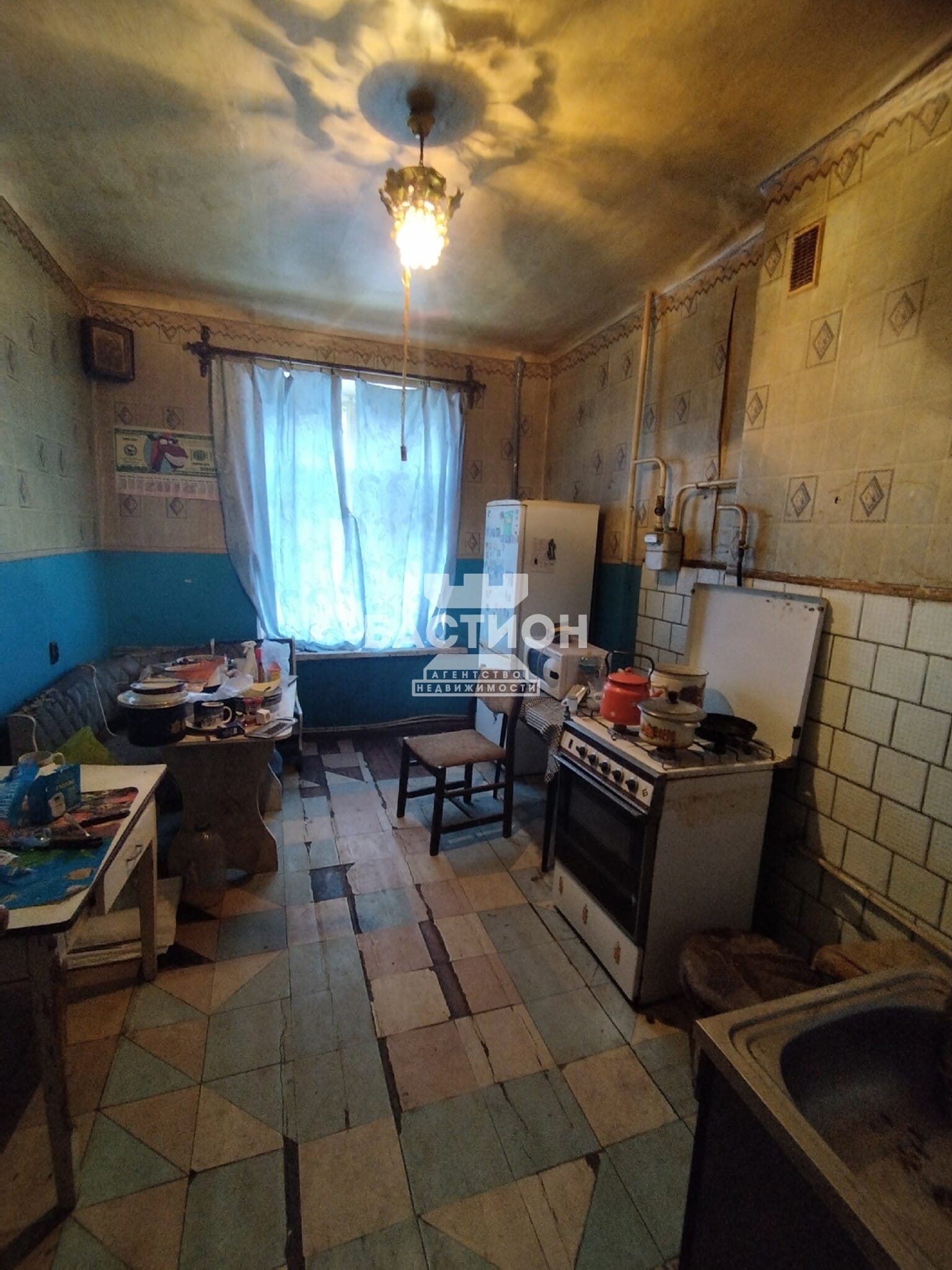 Продаётся трёхкомнатная квартира, 107 м²