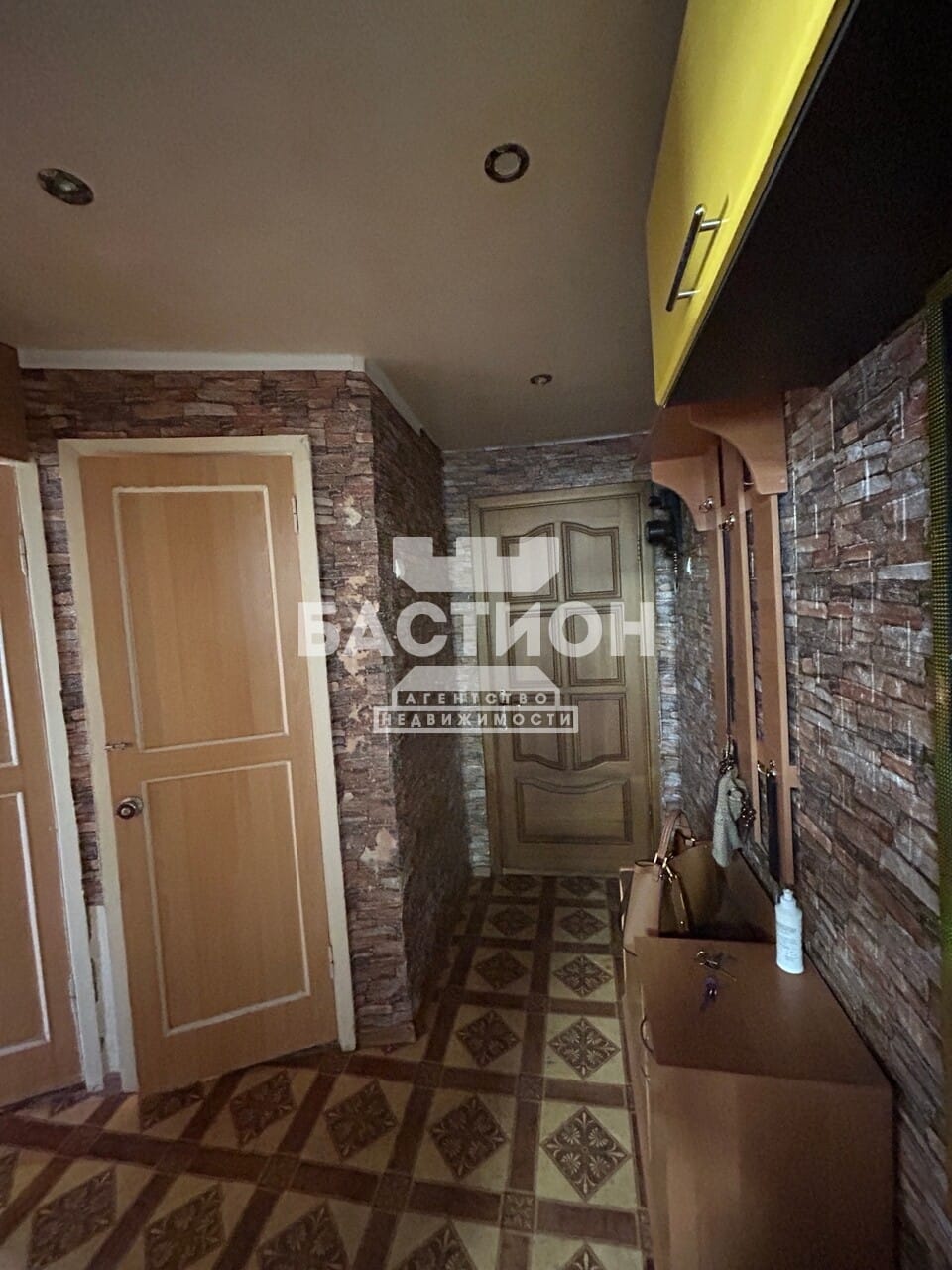 Продаётся двухкомнатная квартира, 40 м²