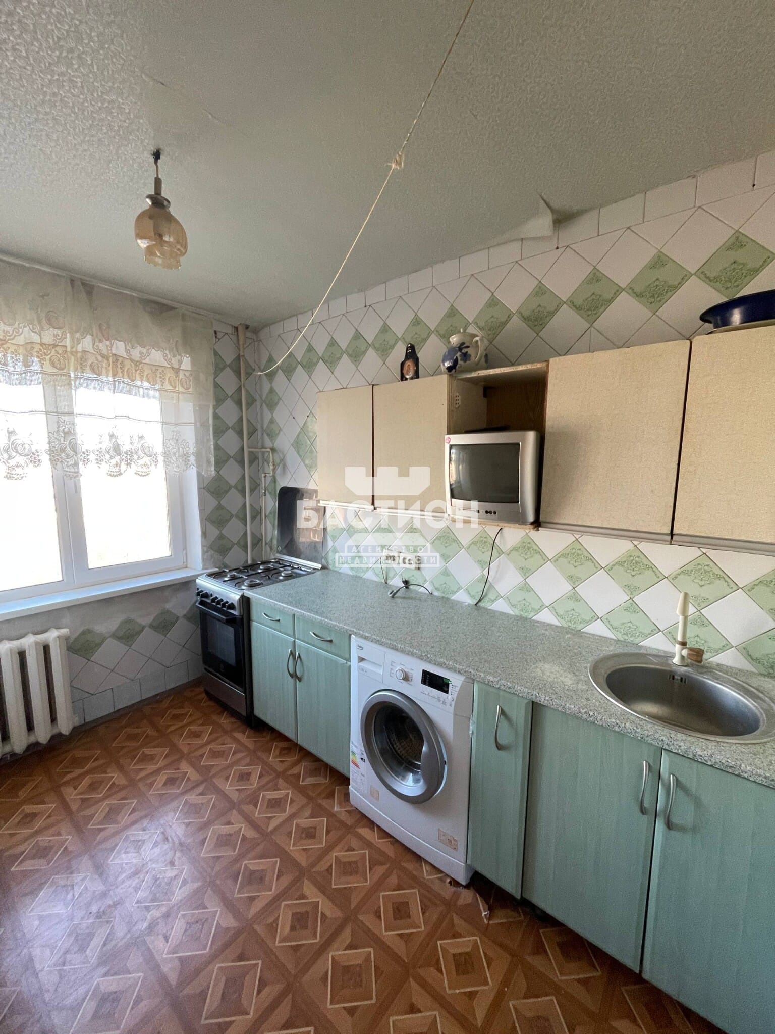 Продаётся трёхкомнатная квартира, 60,5 м²
