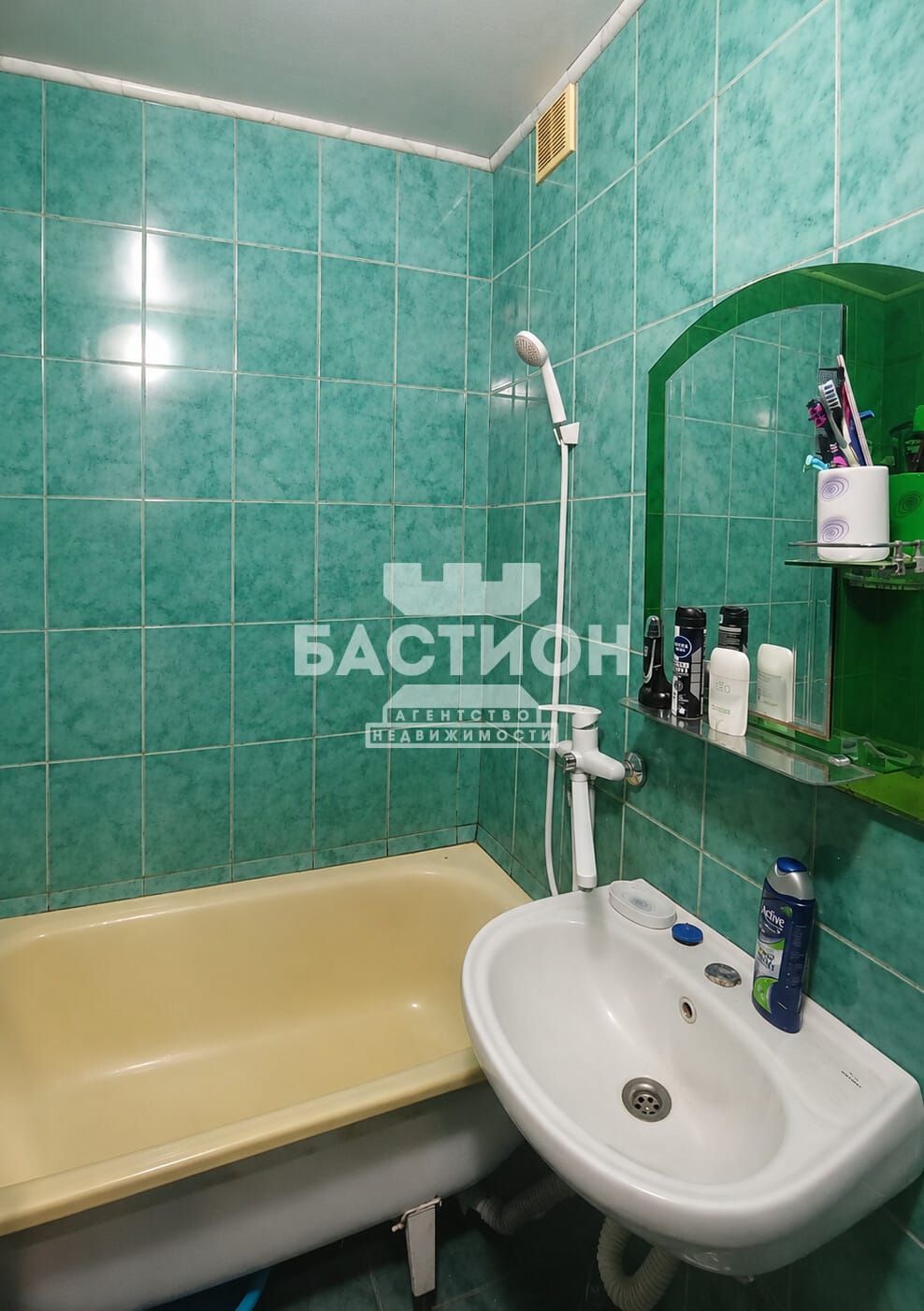 Продаётся двухкомнатная квартира, 52 м²