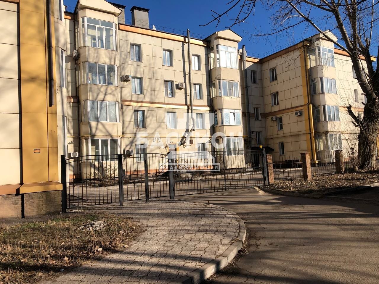 Продаётся двухкомнатная квартира, 79 м²