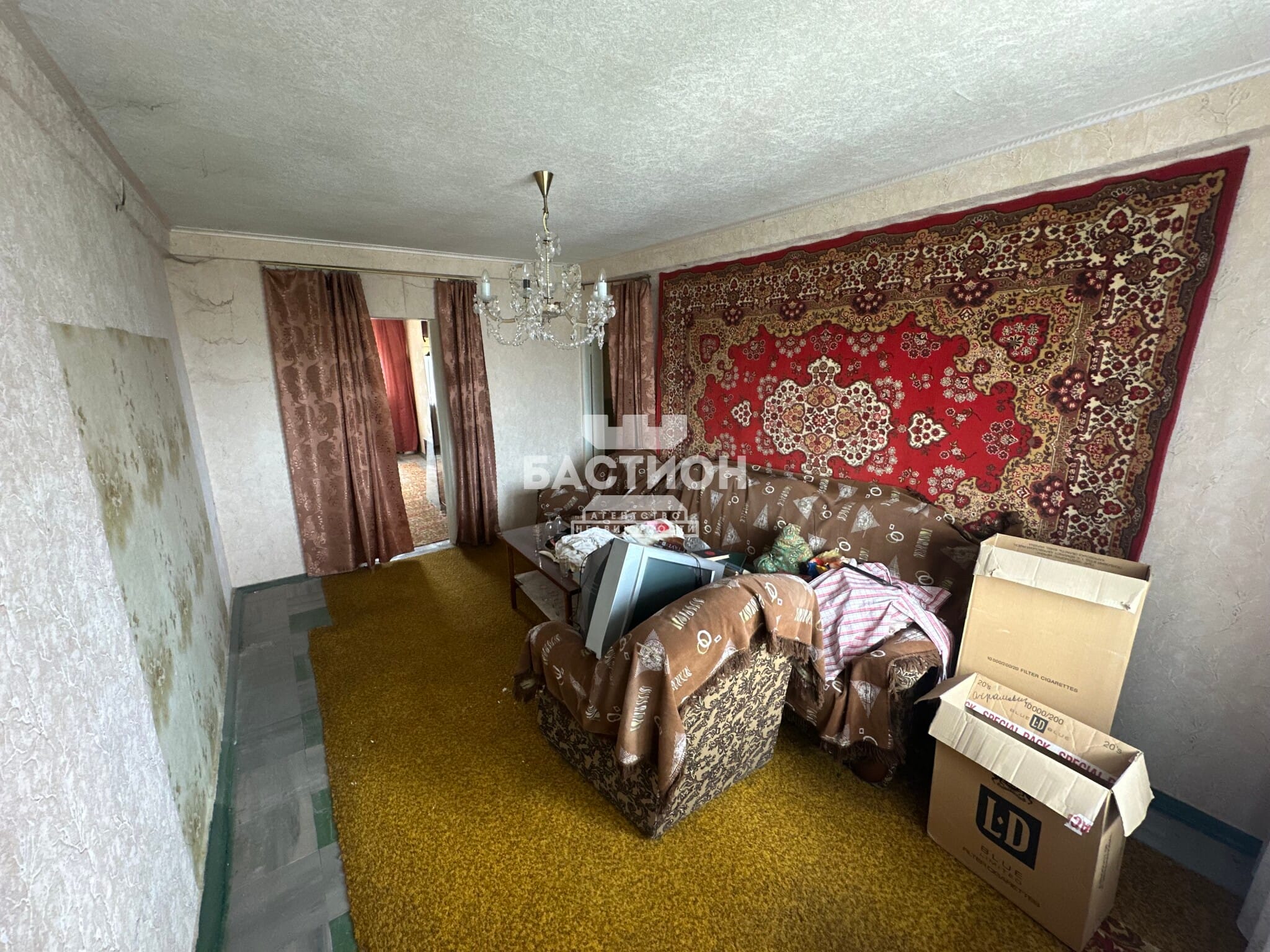 Продаётся трёхкомнатная квартира, 56,4 м²