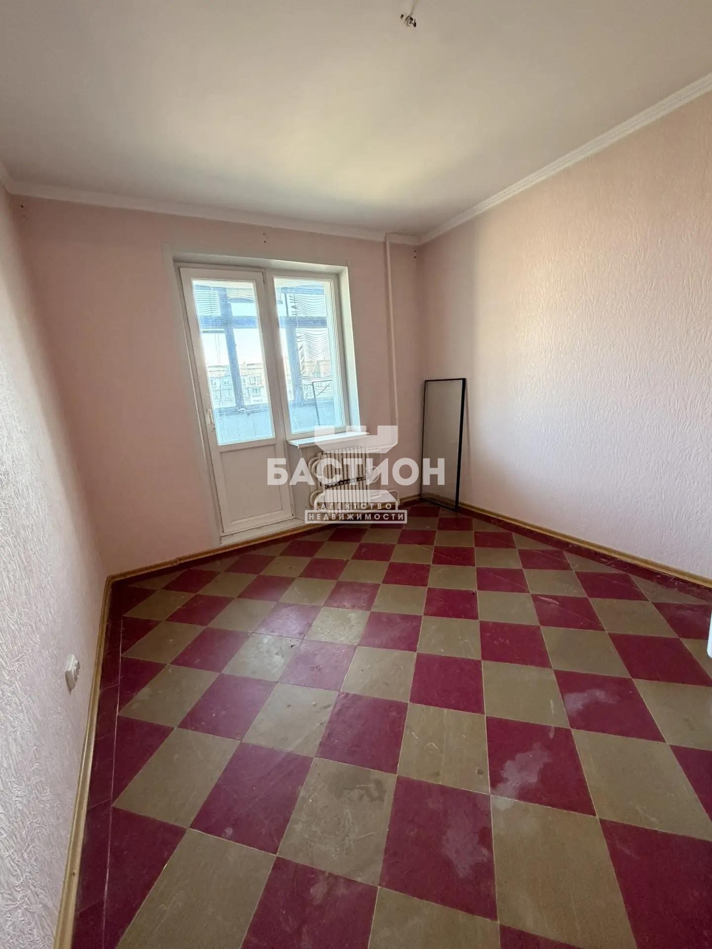 Продаётся трёхкомнатная квартира, 65,2 м²