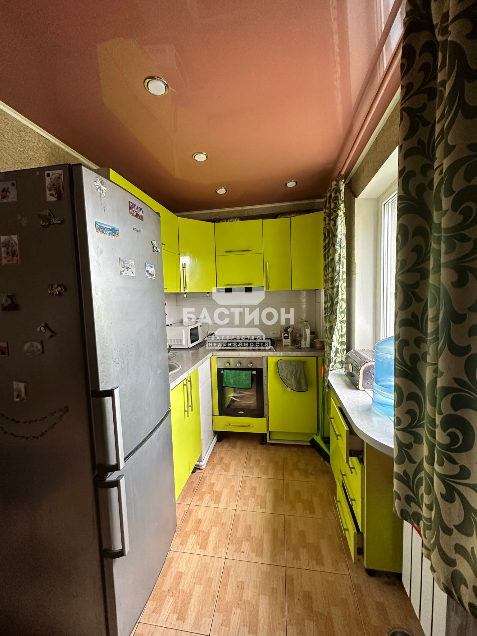 Продаётся четырёхкомнатная квартира, 66,6 м²