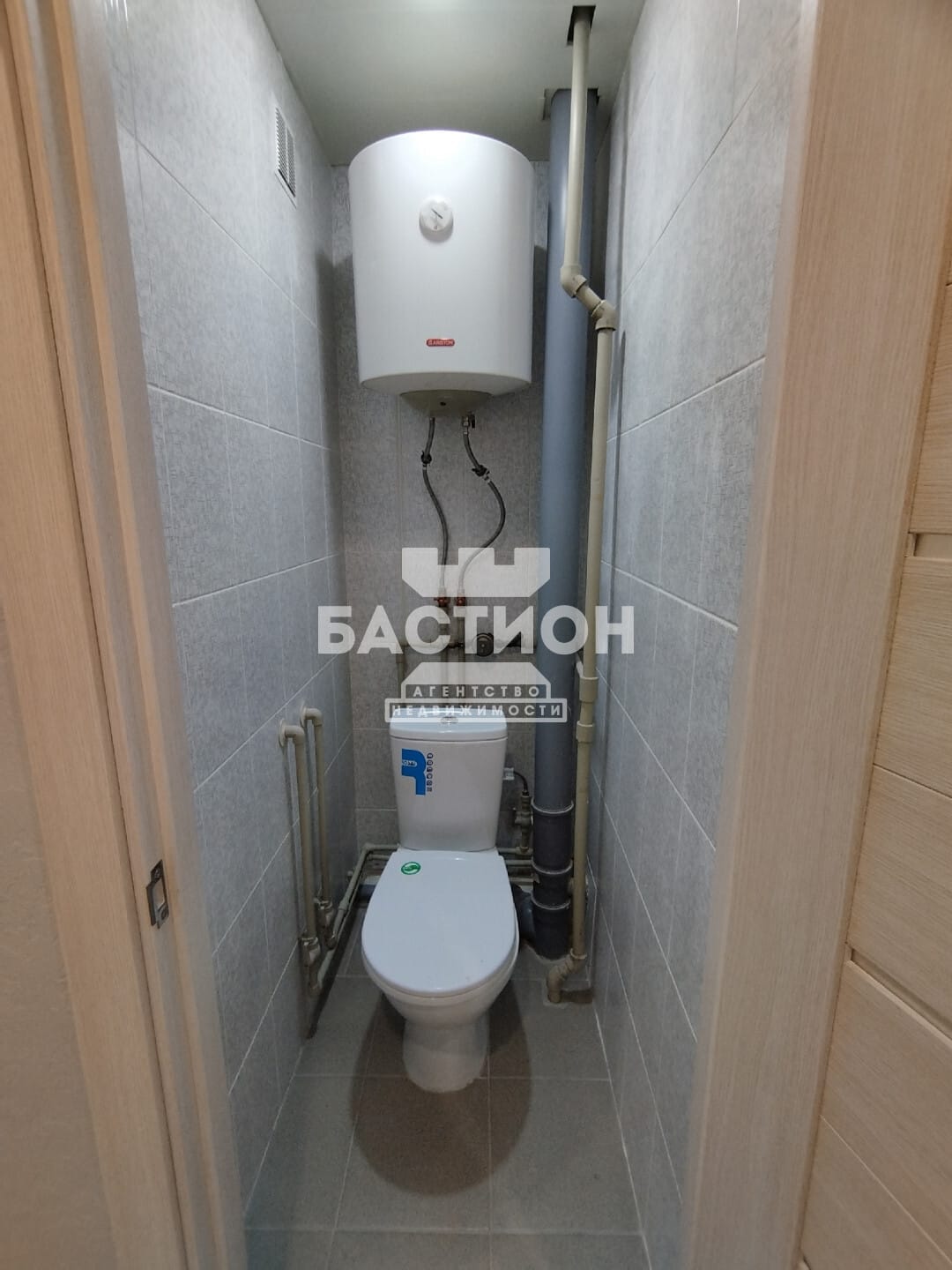 Продаётся трёхкомнатная квартира, 65 м²