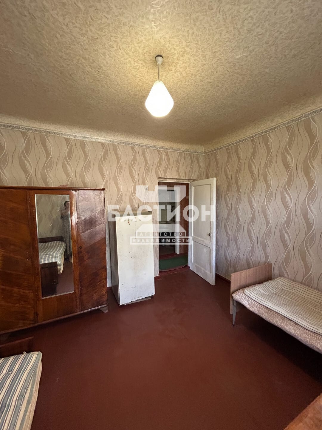 Продаётся трёхкомнатная квартира, 67 м²