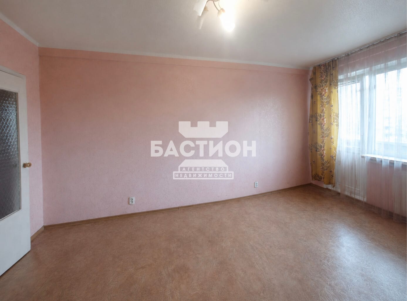 Продаётся трёхкомнатная квартира, 67,8 м²