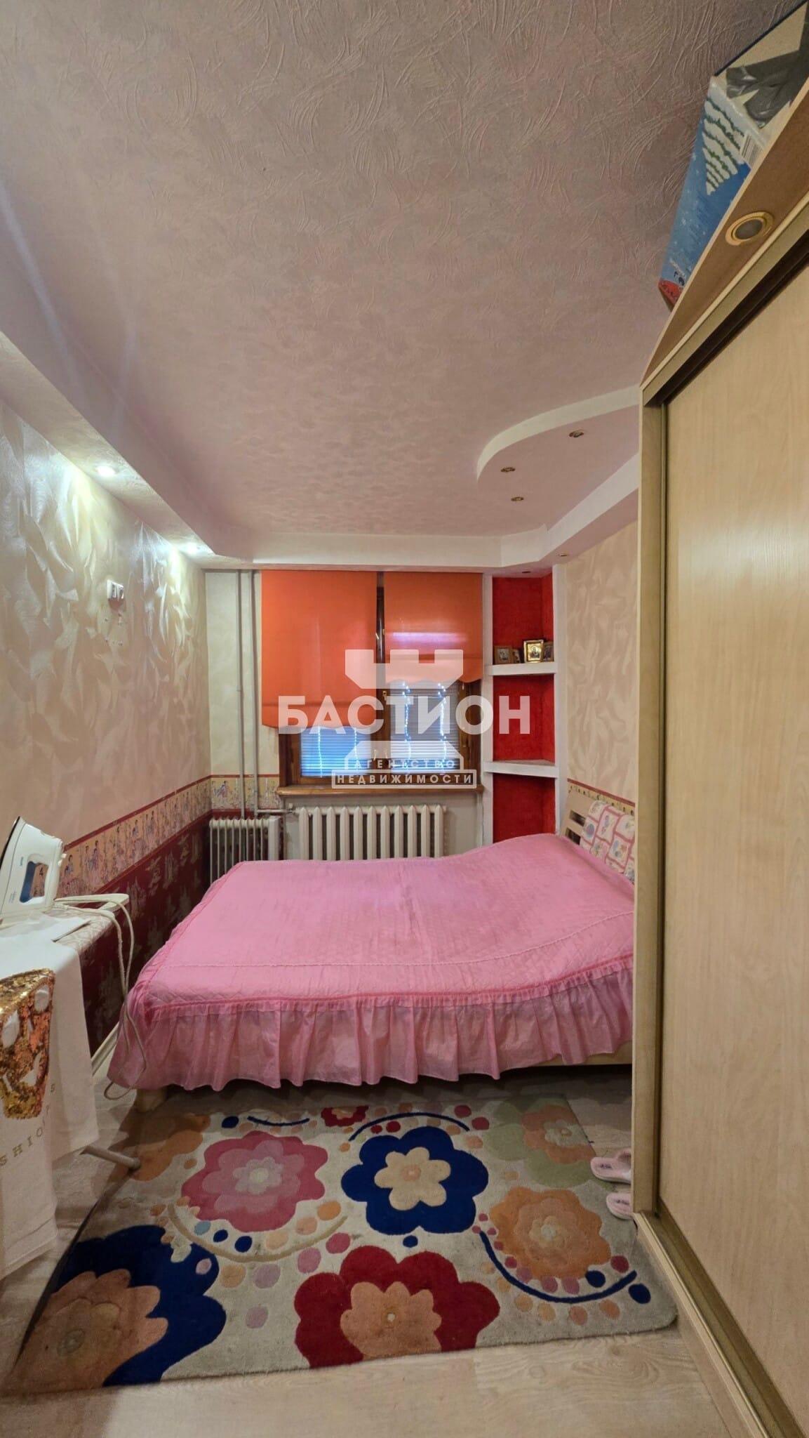 Продаётся четырёхкомнатная квартира, 66,8 м²