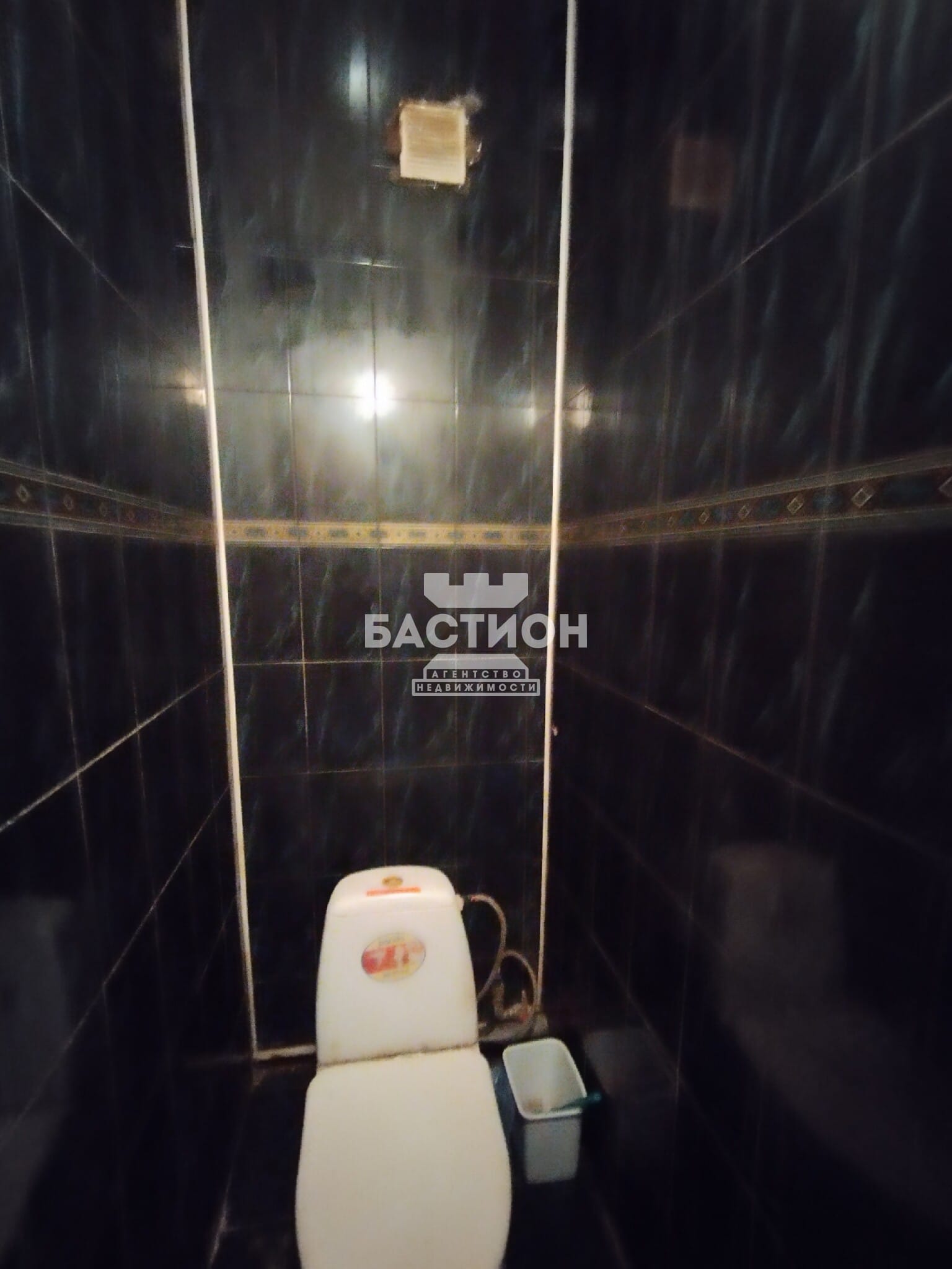 Продаётся трёхкомнатная квартира, 77 м²