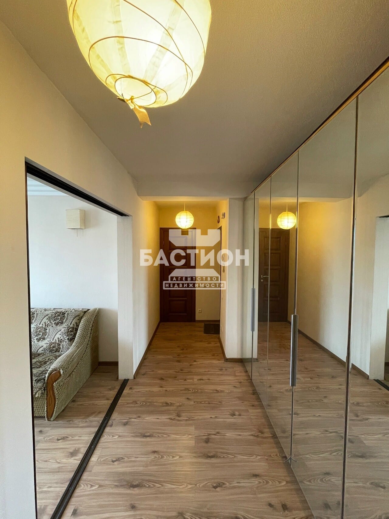 Продаётся трёхкомнатная квартира, 67,5 м²