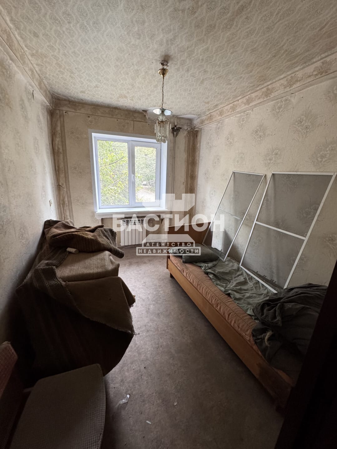 Продаётся трёхкомнатная квартира, 60 м²