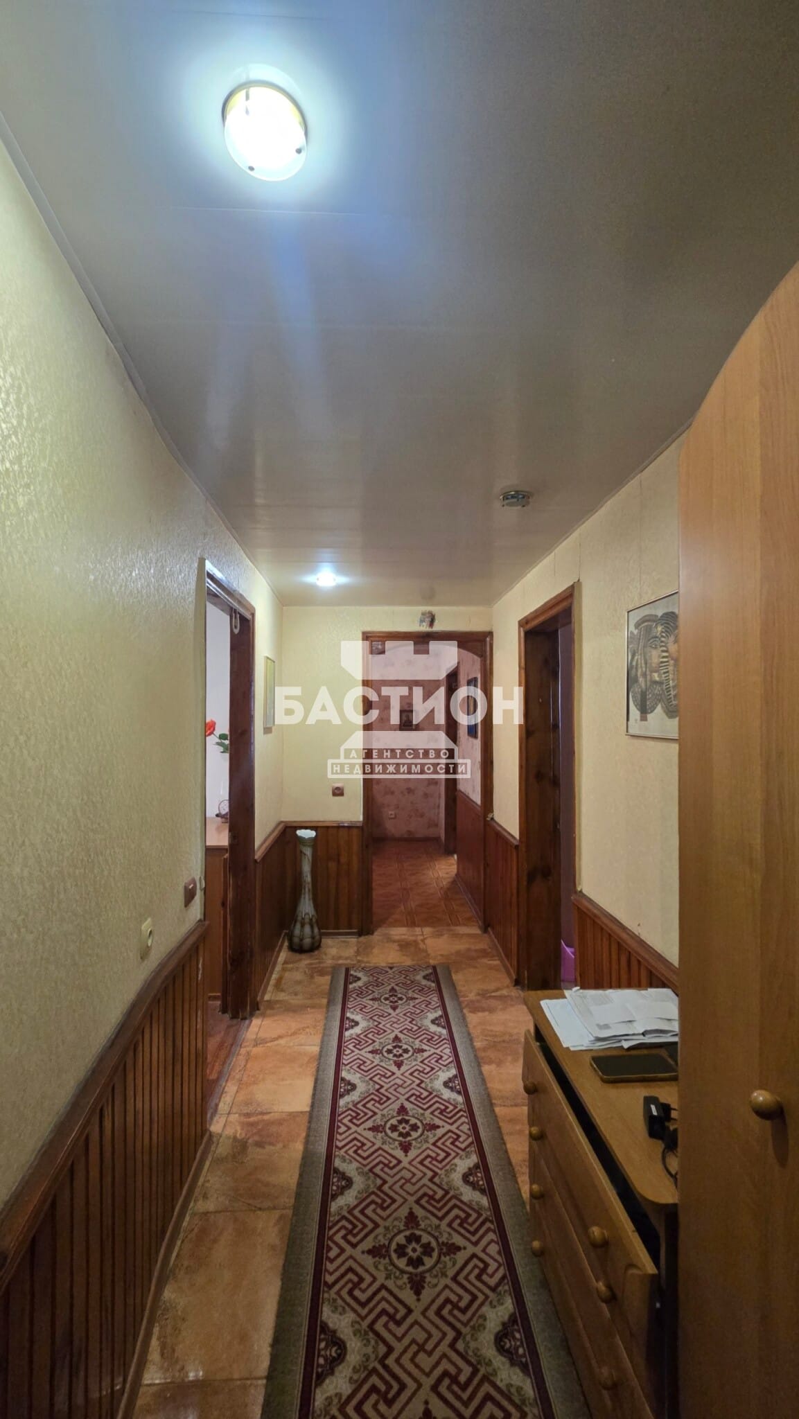 Продаётся четырёхкомнатная квартира, 66,8 м²
