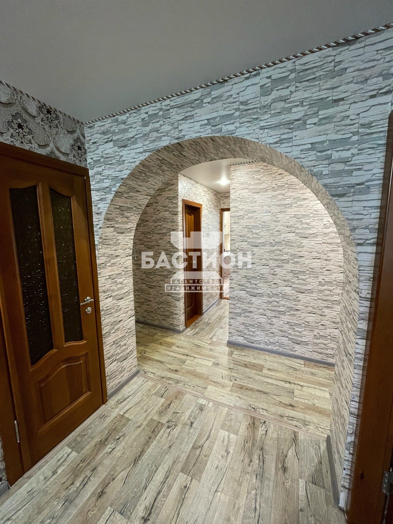 Продаётся трёхкомнатная квартира, 67 м²