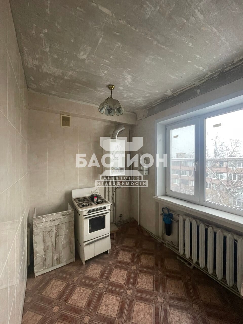 Продаётся трёхкомнатная квартира, 55 м²