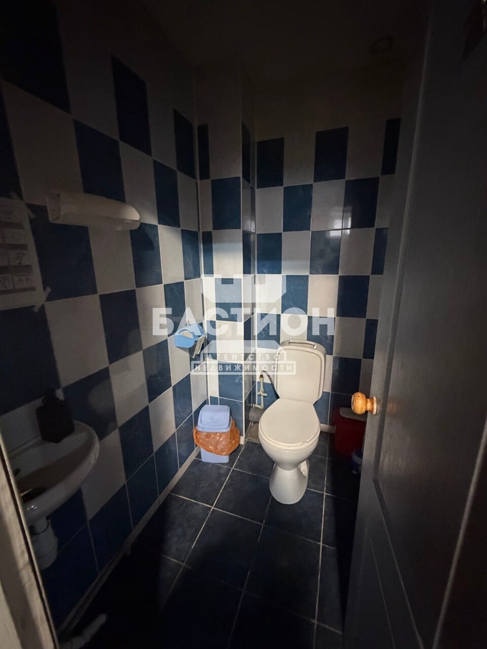 Продаётся трёхкомнатная квартира, 71 м²