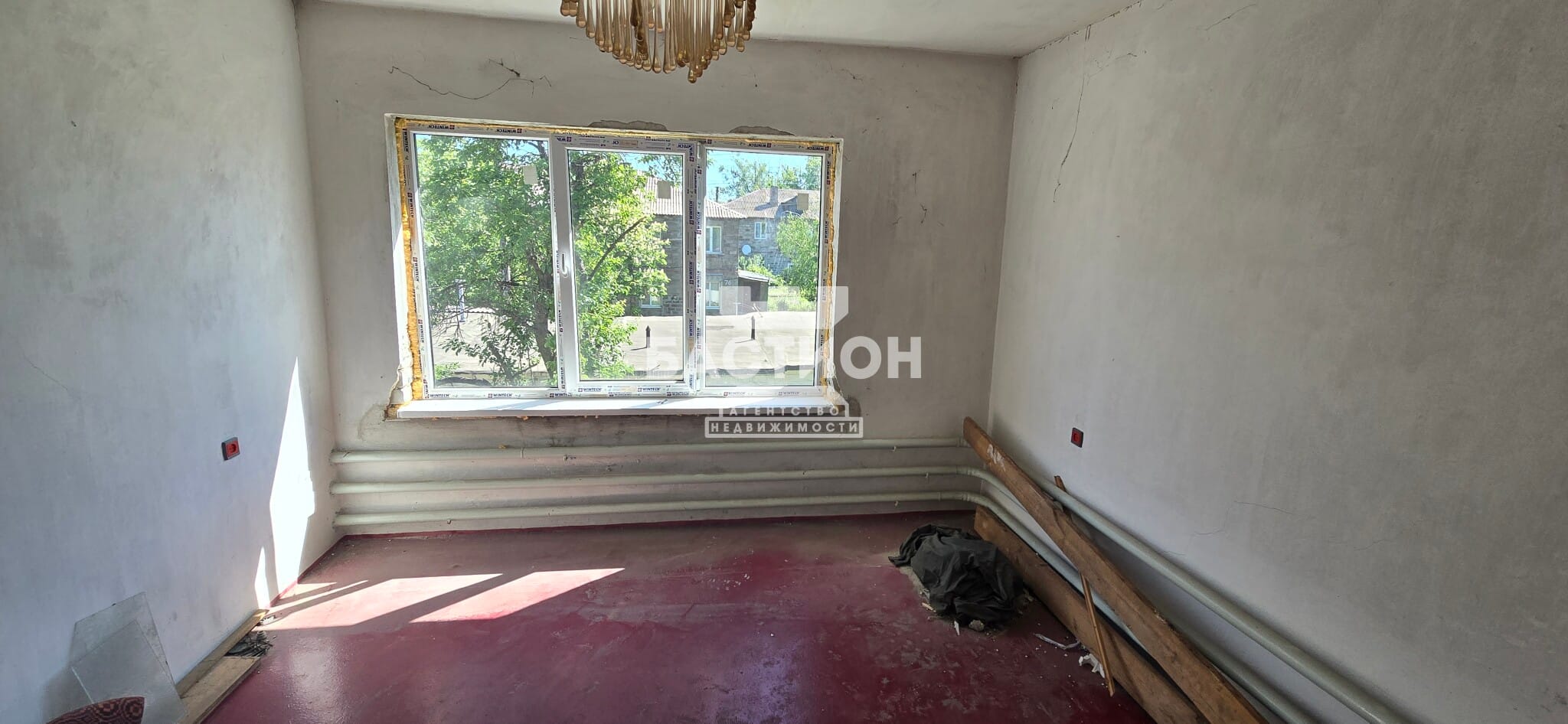 Продаётся дом, 300 м²
