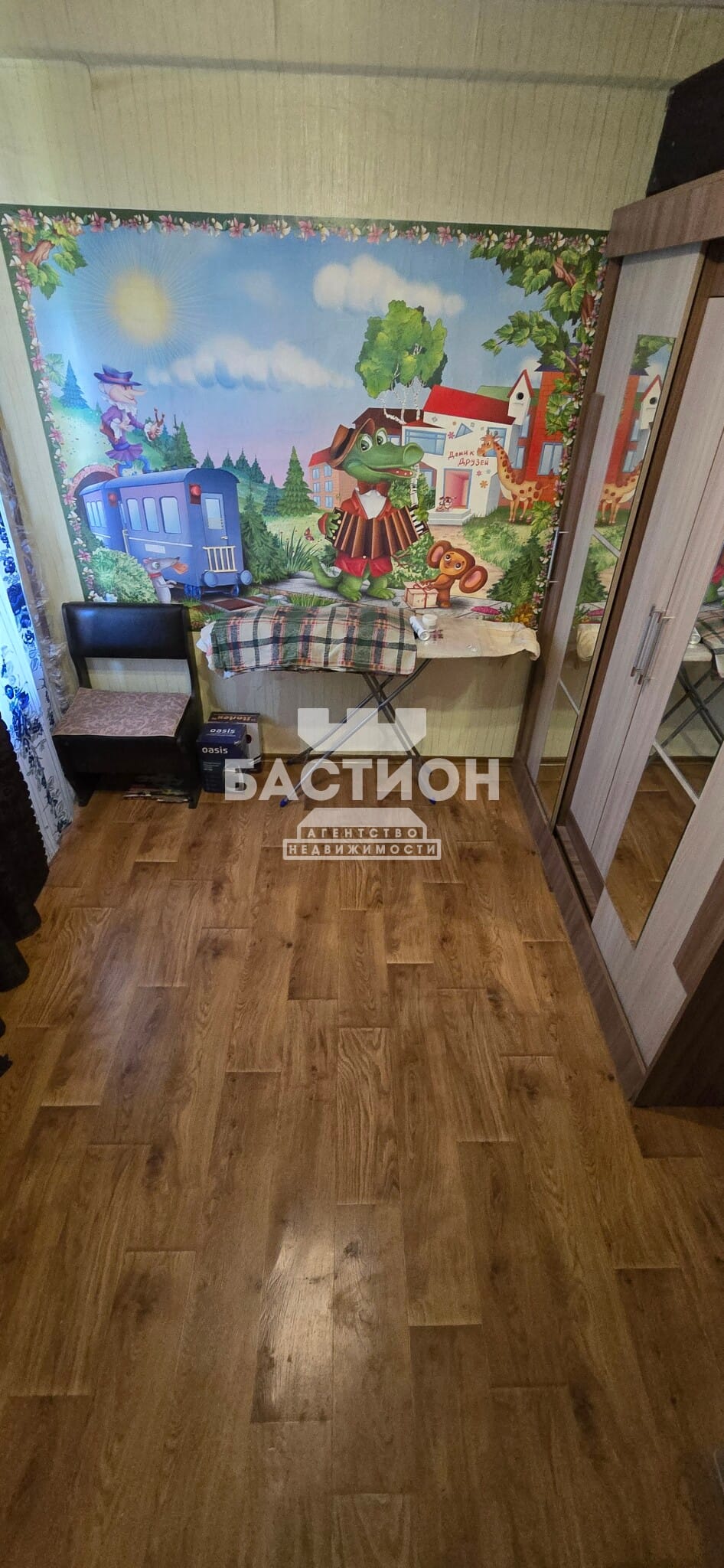 Продаётся трёхкомнатная квартира, 43,2 м²