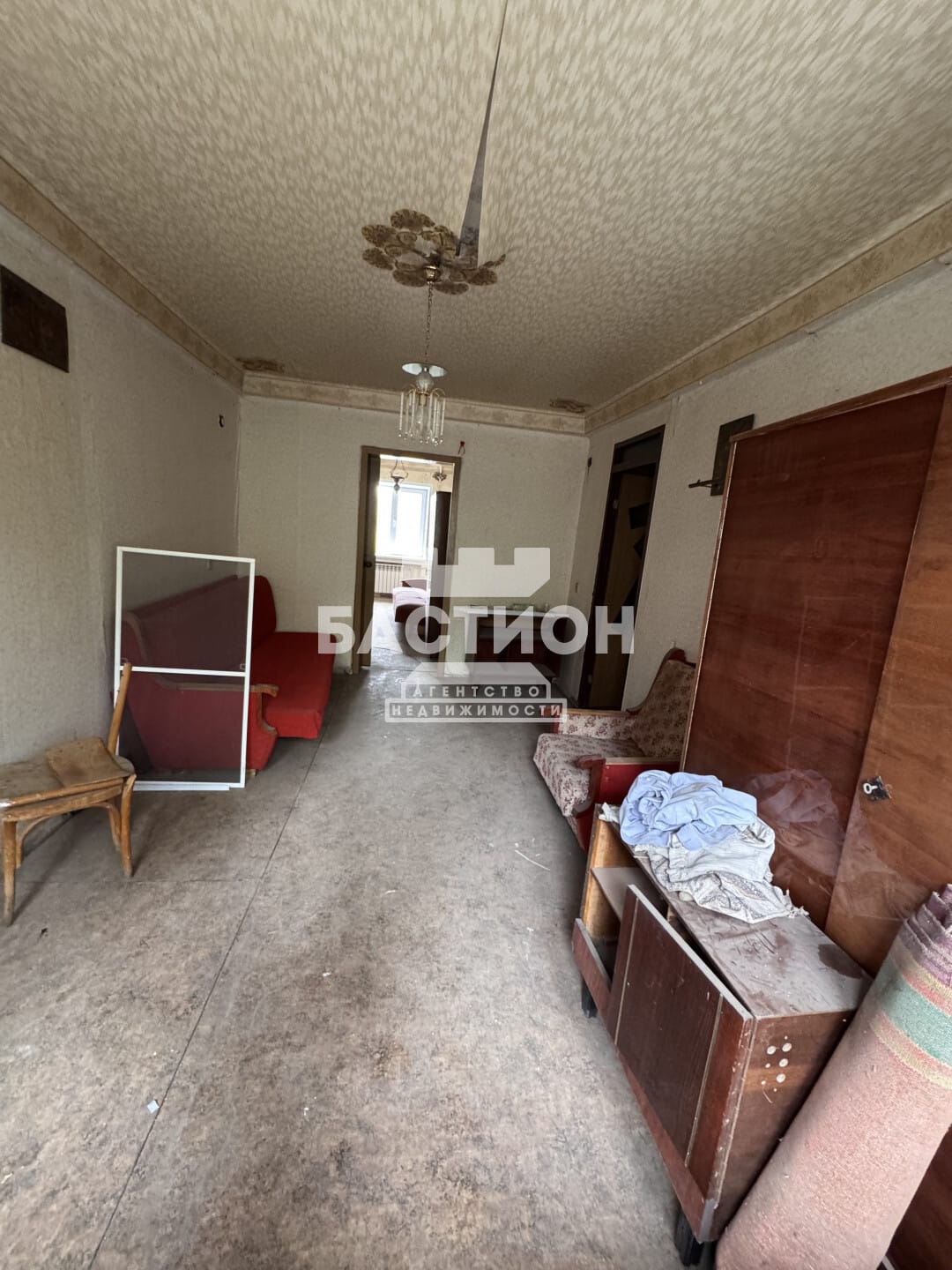 Продаётся трёхкомнатная квартира, 60 м²