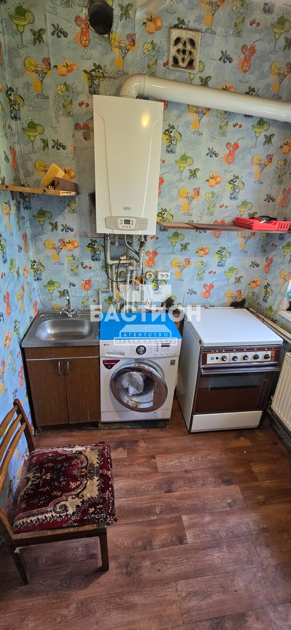 Продаётся трёхкомнатная квартира, 50,3 м²