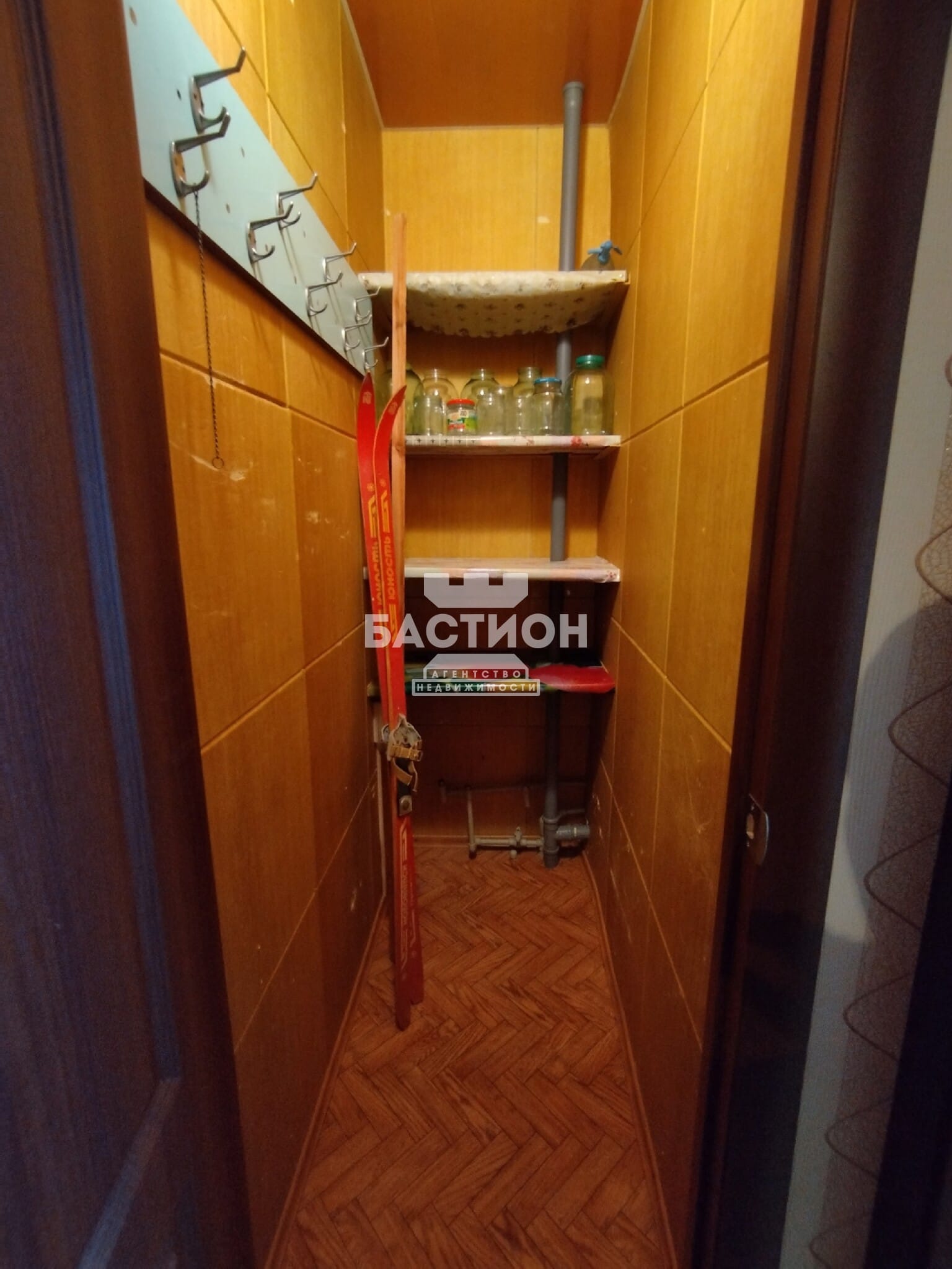 Продаётся трёхкомнатная квартира, 65 м²