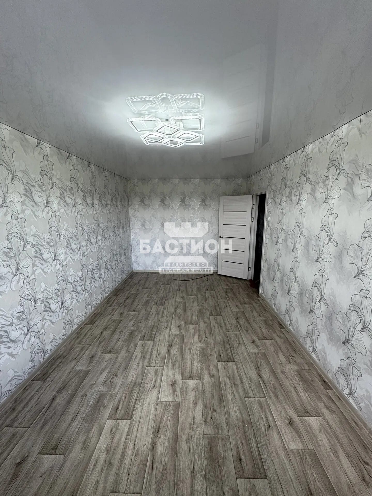 Продаётся двухкомнатная квартира, 52 м²
