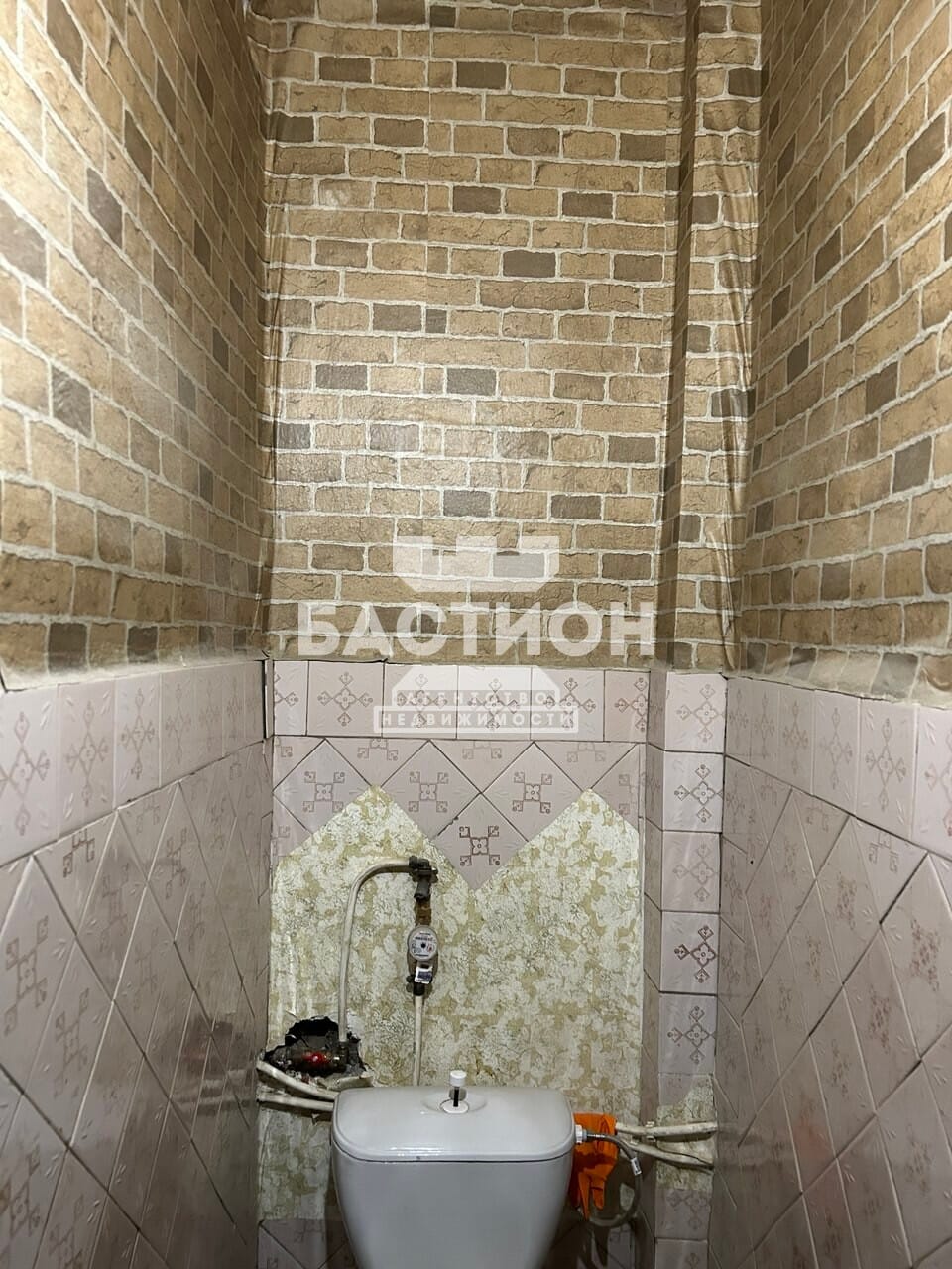 Продаётся двухкомнатная квартира, 57 м²