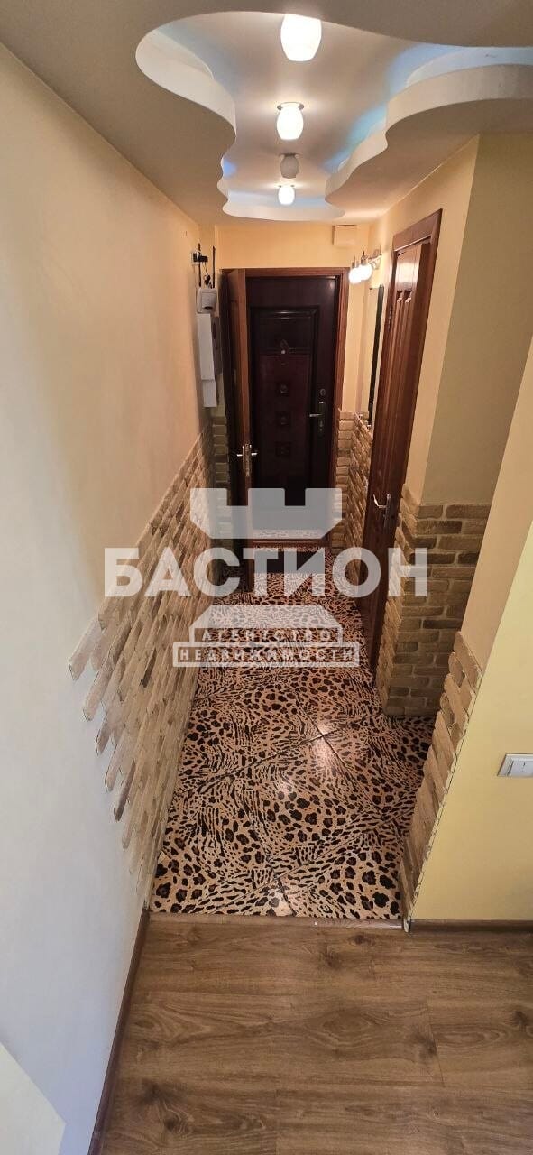 Продаётся трёхкомнатная квартира, 53,4 м²