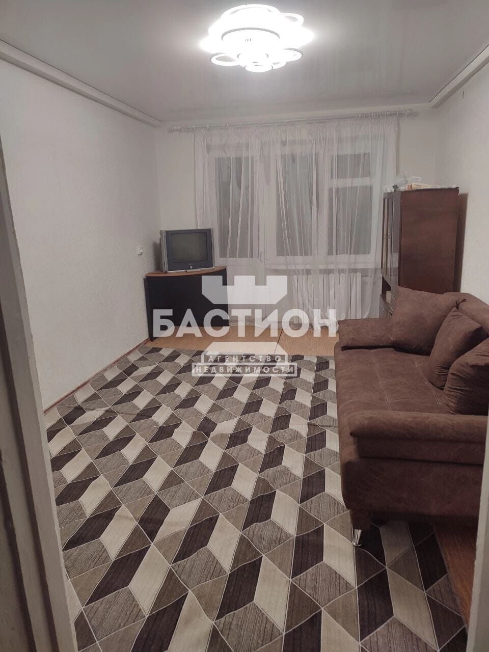 Продаётся двухкомнатная квартира, 42 м²