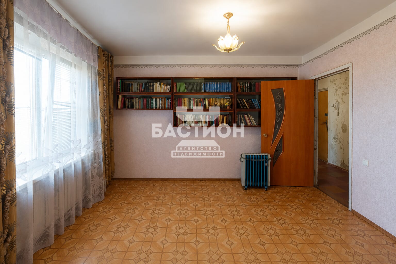 Продаётся трёхкомнатная квартира, 67,8 м²