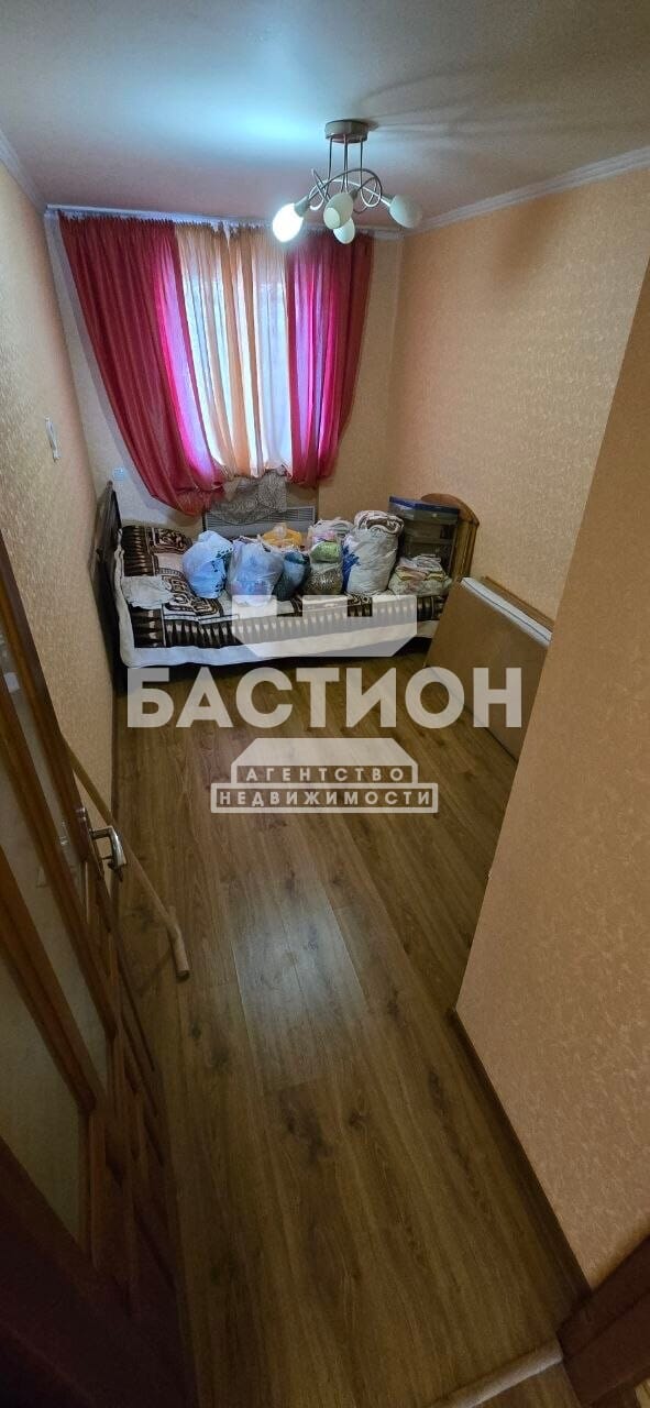 Продаётся трёхкомнатная квартира, 53,4 м²