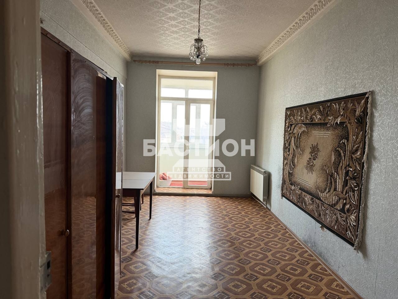 Продаётся трёхкомнатная квартира, 82,5 м²
