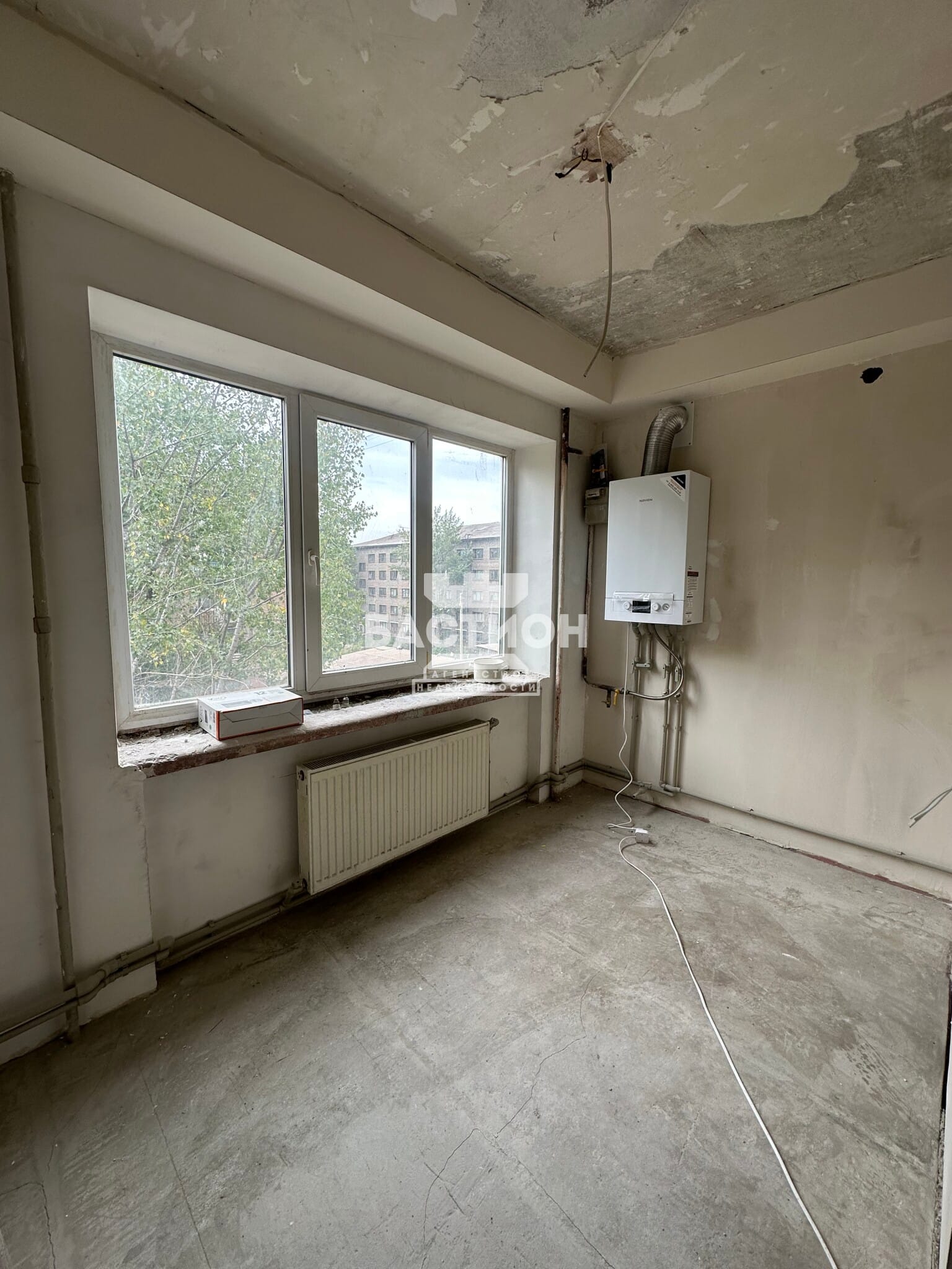 Продаётся двухкомнатная квартира, 42 м²