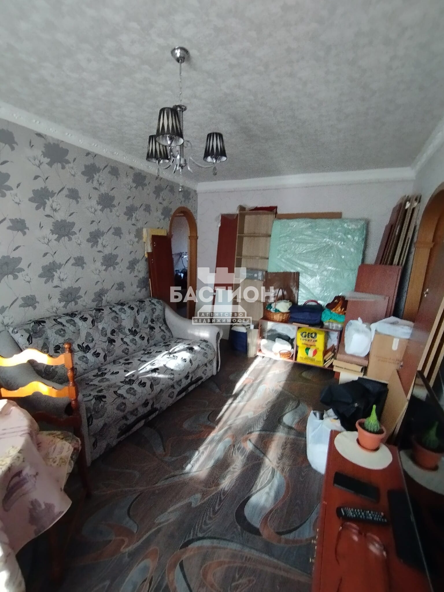 Продаётся трёхкомнатная квартира, 56,7 м²