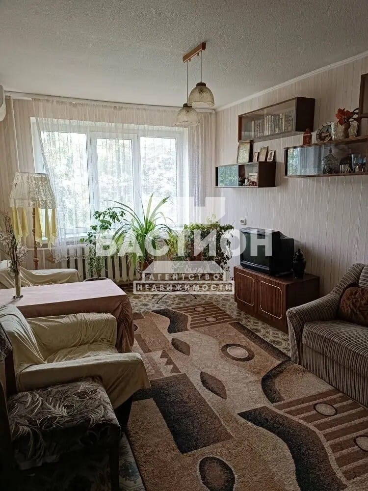 Продаётся двухкомнатная квартира, 56,4 м²
