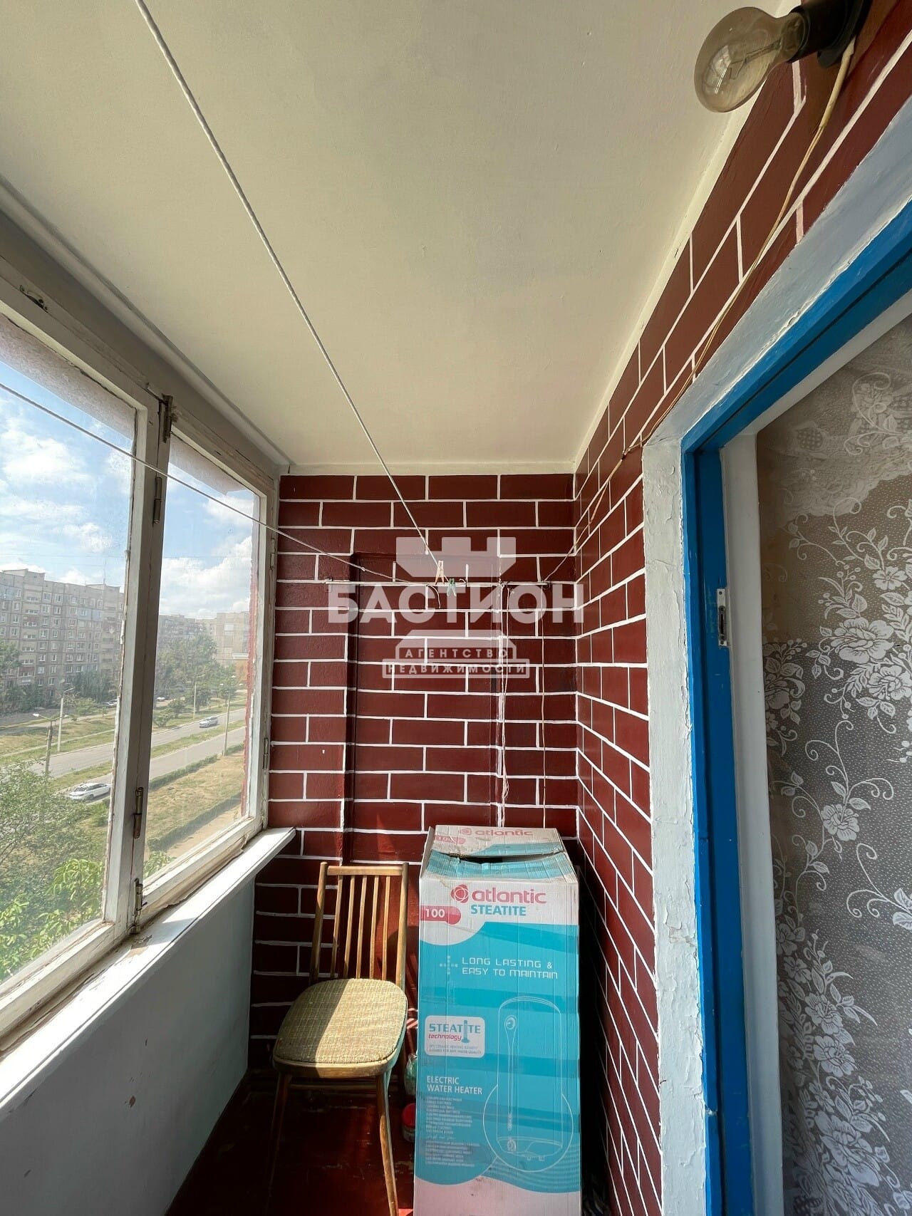 Продаётся трёхкомнатная квартира, 60,2 м²