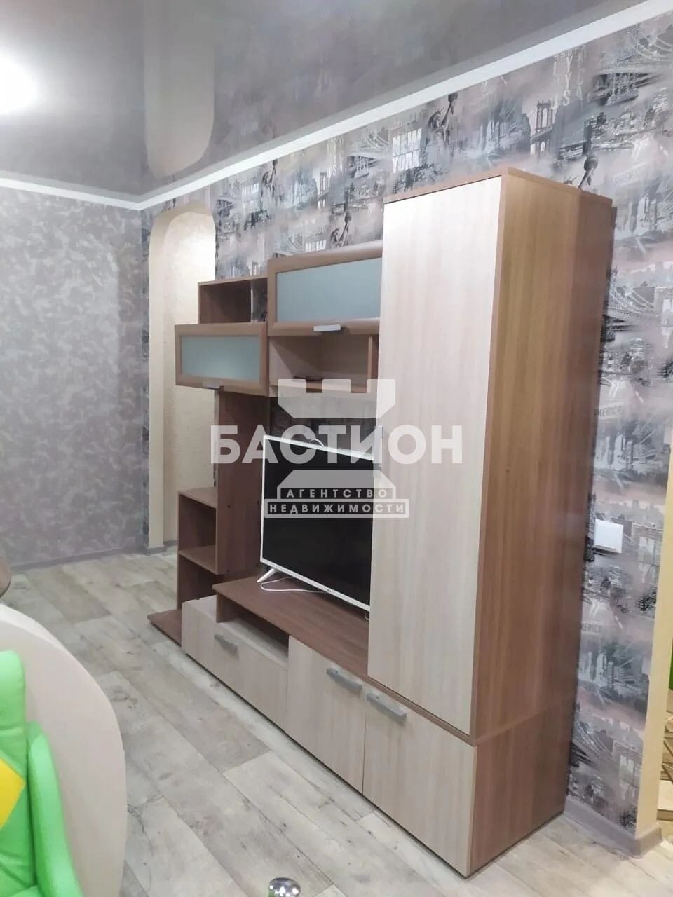 Продаётся двухкомнатная квартира, 42 м²