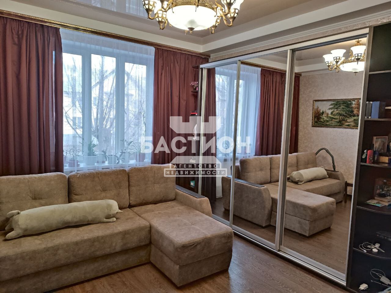 Продаётся трёхкомнатная квартира, 65 м²