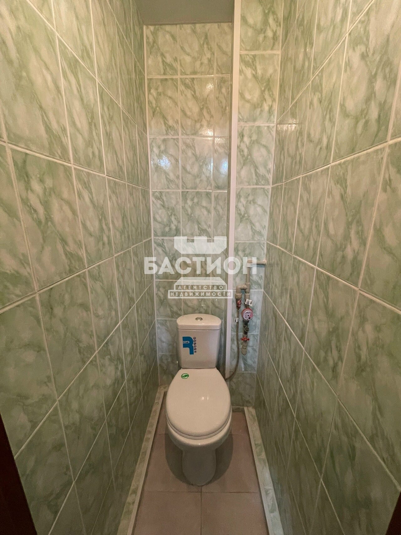 Продаётся трёхкомнатная квартира, 54,1 м²