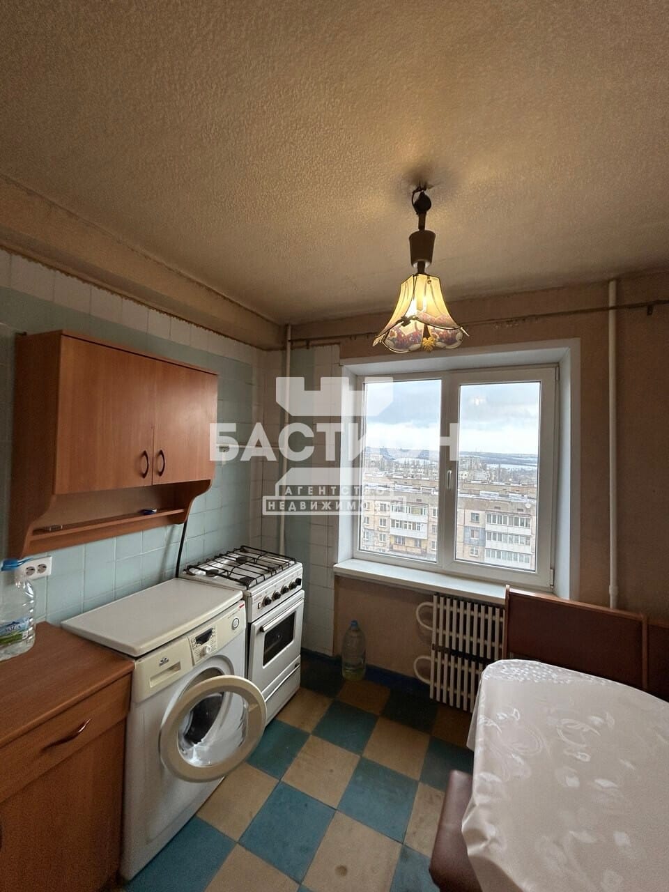 Продаётся трёхкомнатная квартира, 65,4 м²