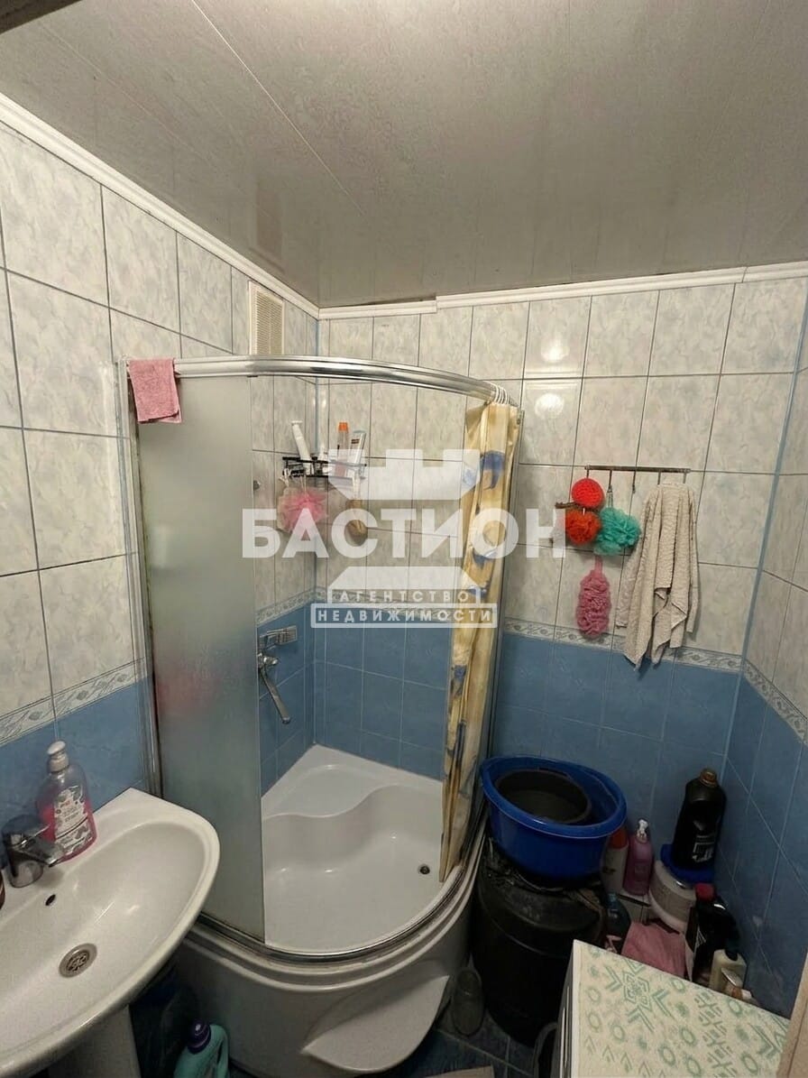 Продаётся трёхкомнатная квартира, 68,7 м²